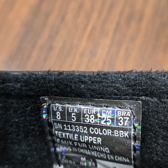 BOBS from Skechers Elegant Black Loafers - Picture 2 of 3